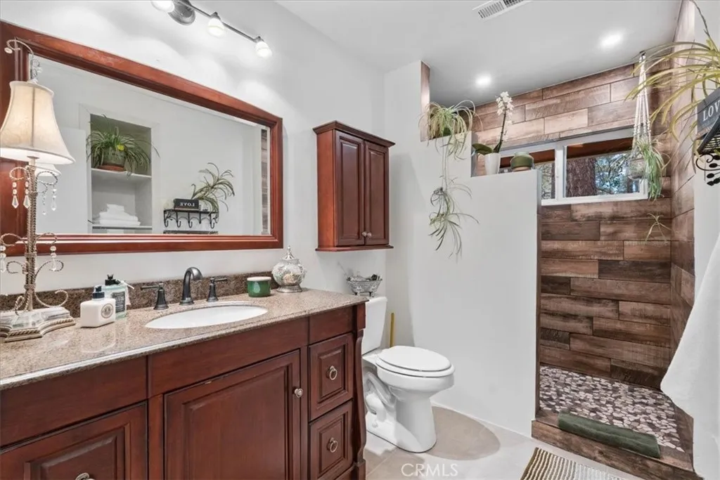 904 E Barker, Big Bear, California 92314 home-pic-18